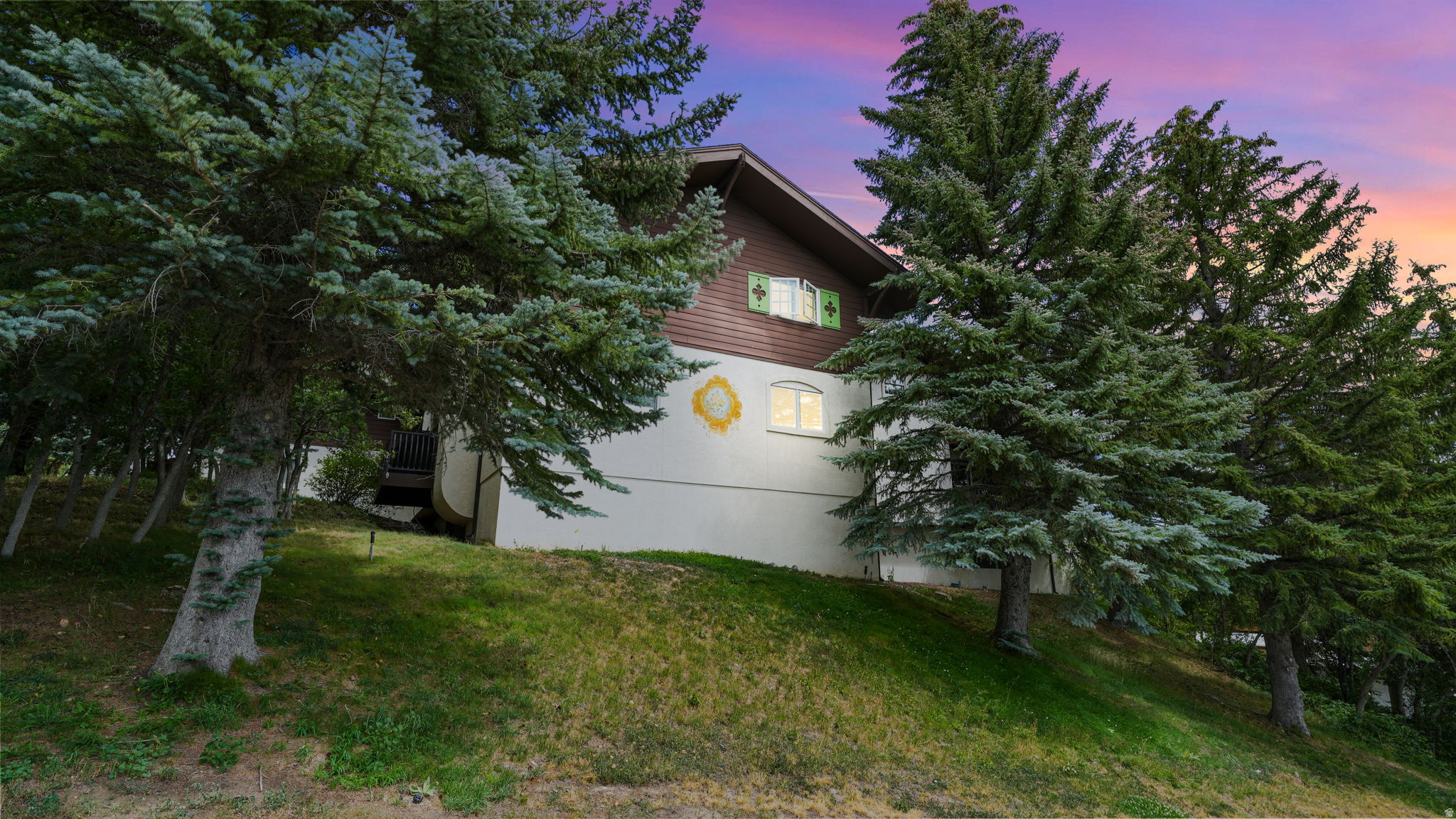 SWISS OAKS CONDOMINIUMS - Residential