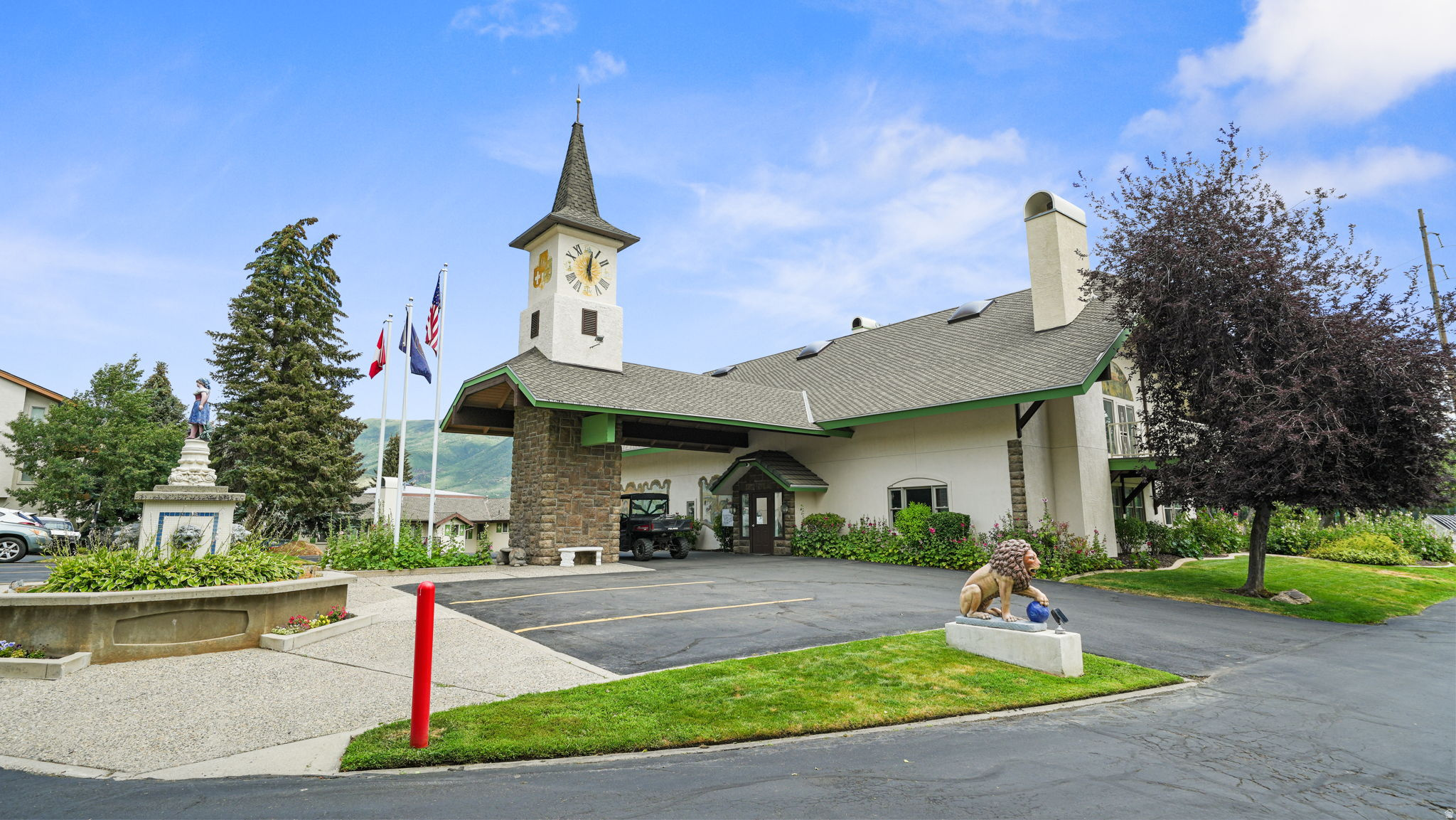 SWISS OAKS CONDOMINIUMS - Residential