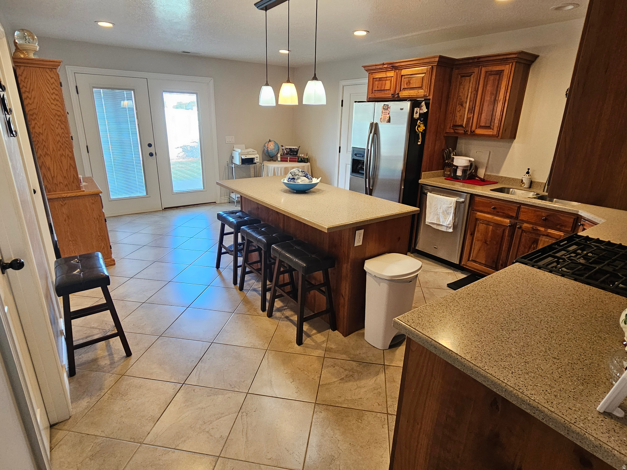 UINTAH SHADOWS - Residential Income