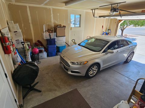 Tiny photo for 481 E 1080 S, Roosevelt, UT 84066 (MLS # 2136022)