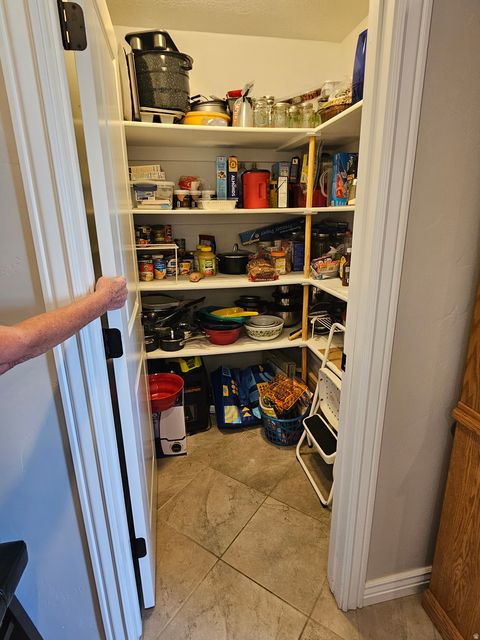 Tiny photo for 481 E 1080 S, Roosevelt, UT 84066 (MLS # 2136022)