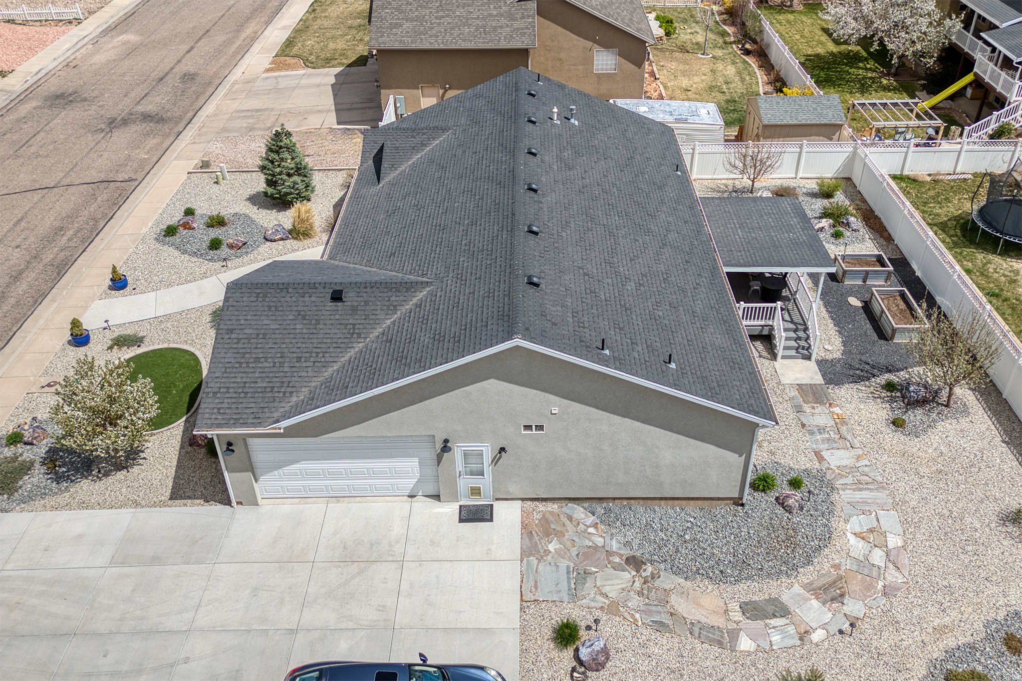 EQUESTRIAN POINTE - Residential