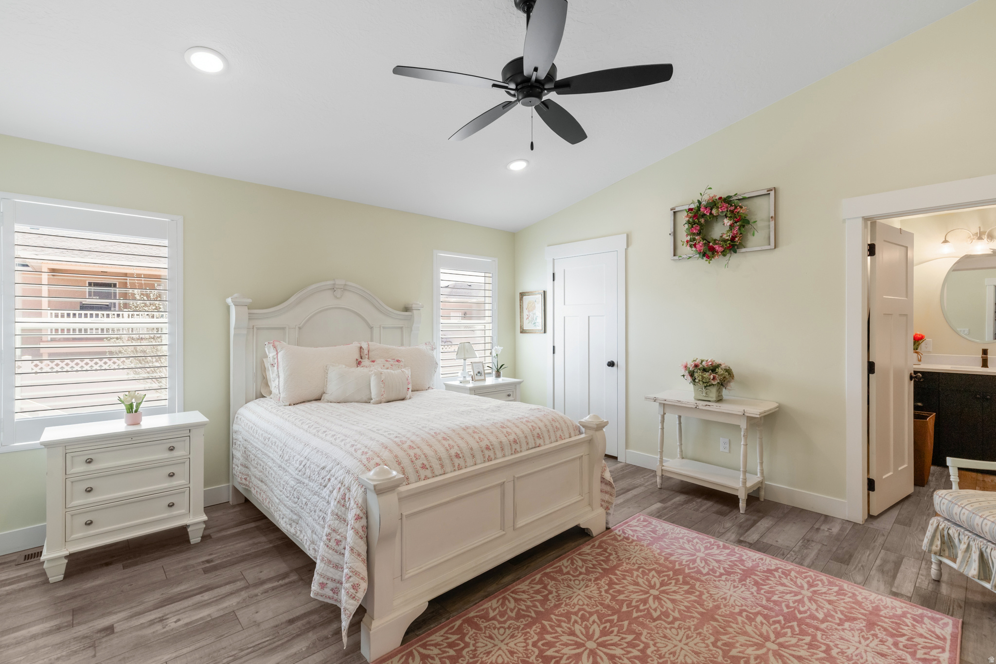 EQUESTRIAN POINTE - Residential