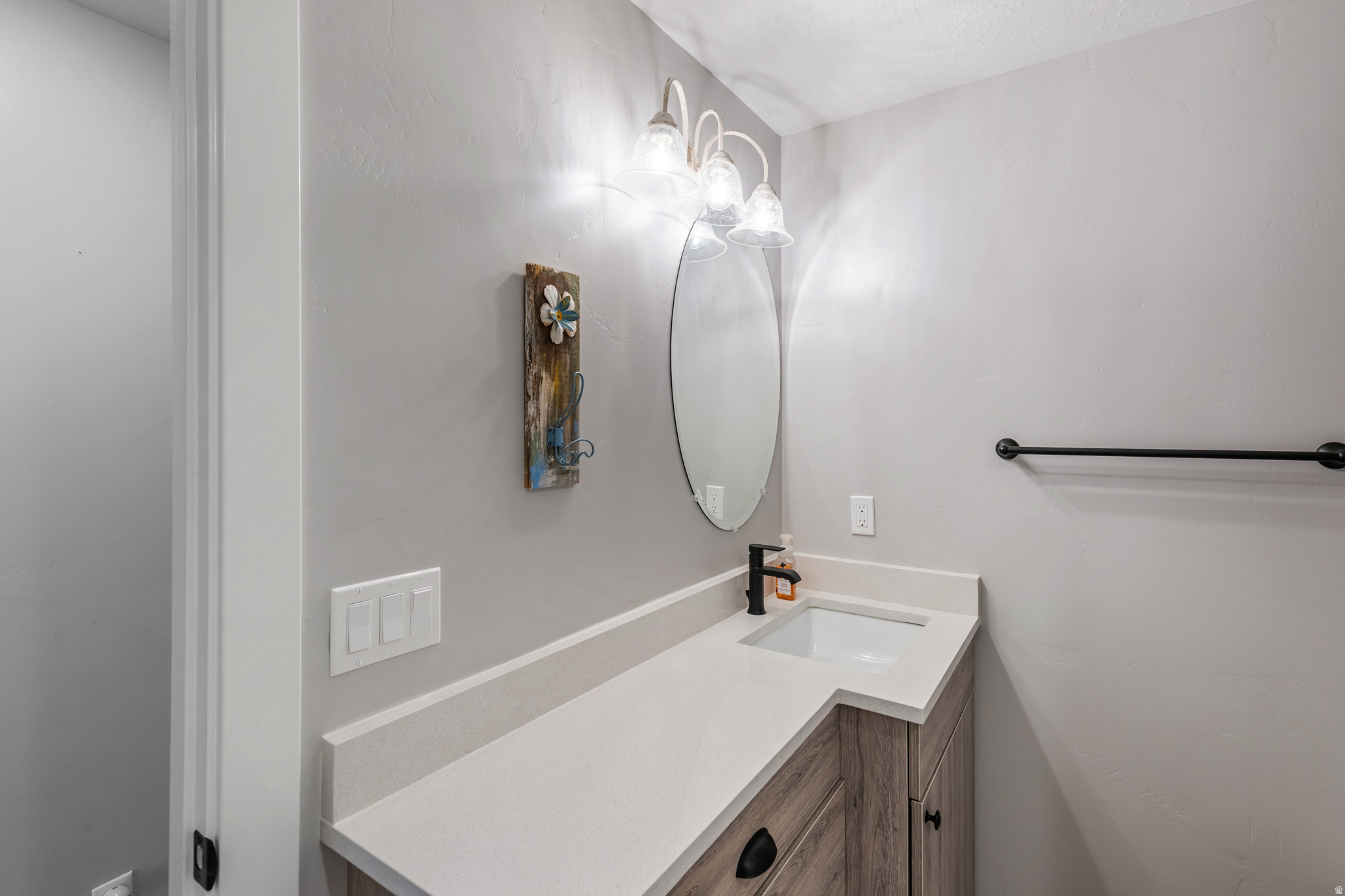 EQUESTRIAN POINTE - Residential