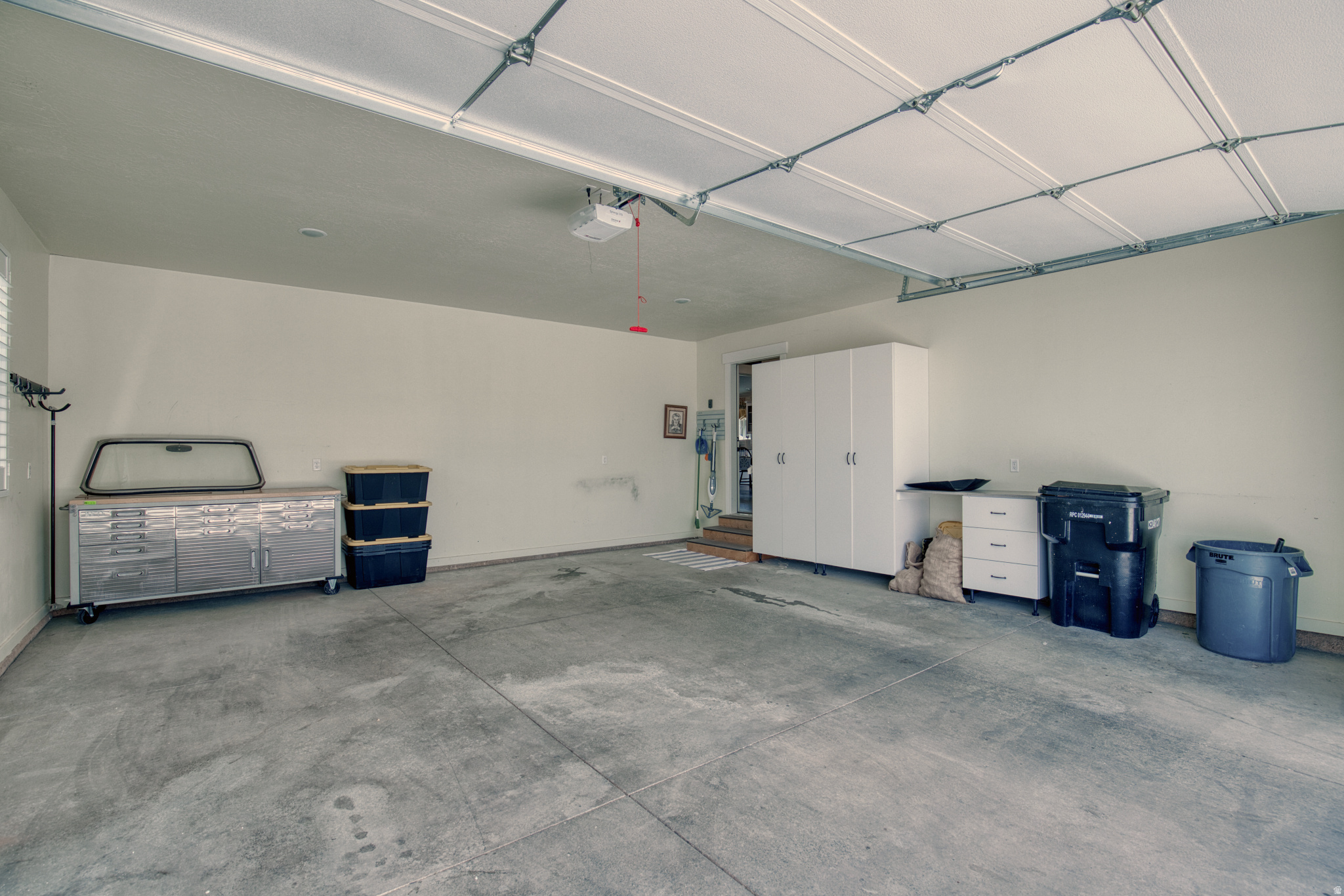 EQUESTRIAN POINTE - Residential