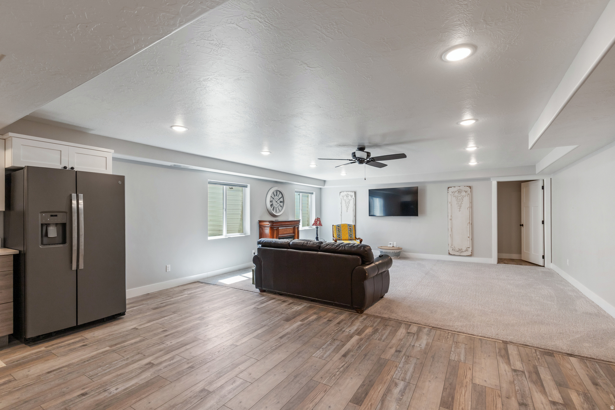 EQUESTRIAN POINTE - Residential