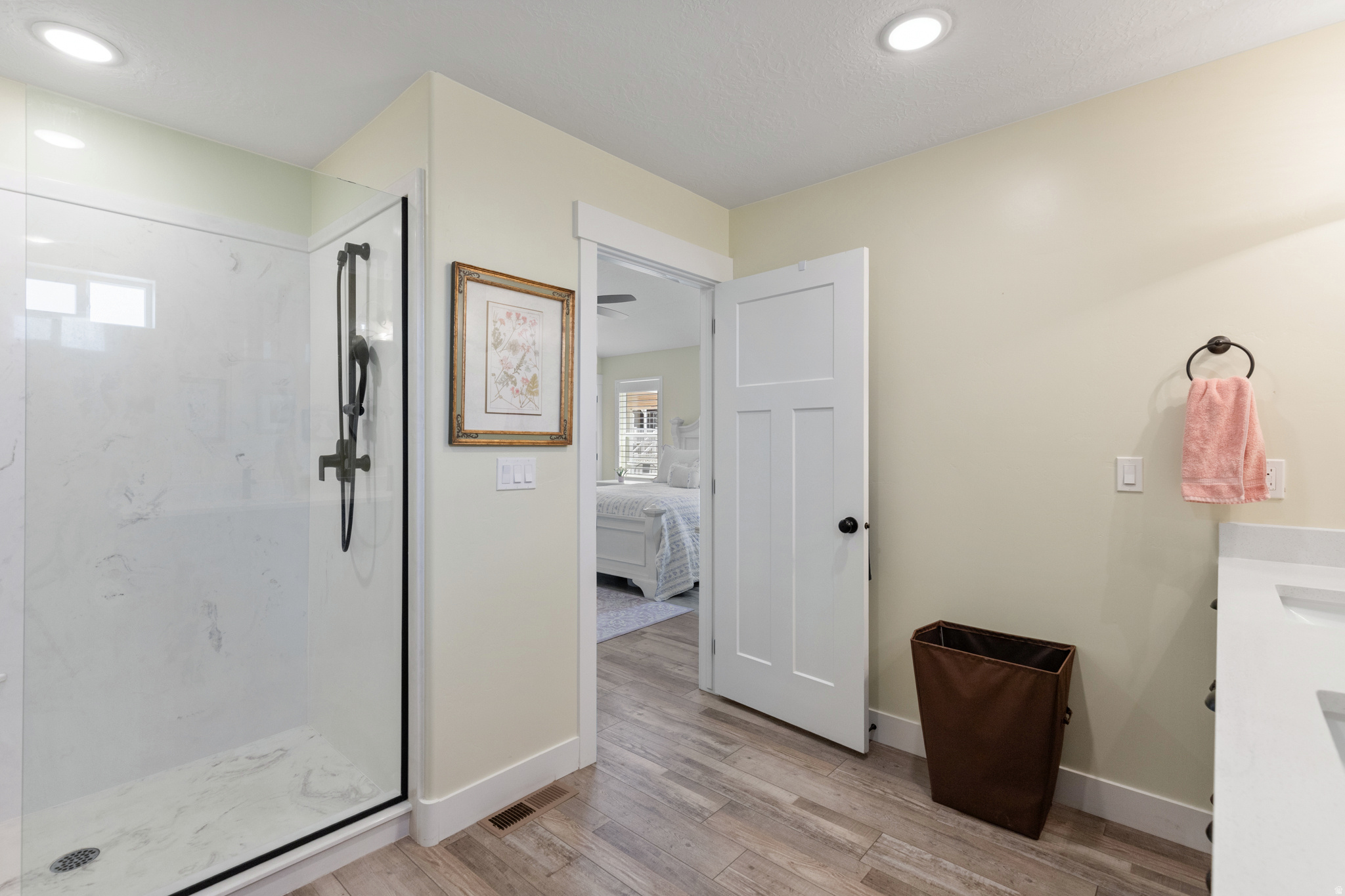 EQUESTRIAN POINTE - Residential