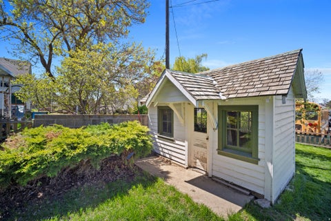 Tiny photo for 450 N 200 E, Bountiful, UT 84010 (MLS # 2168462)