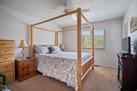 Tiny photo for 450 N 200 E, Bountiful, UT 84010 (MLS # 2168462)