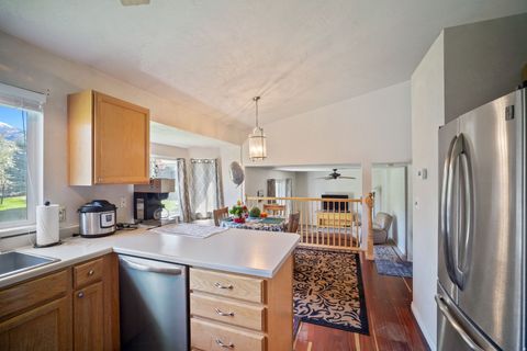 Tiny photo for 450 N 200 E, Bountiful, UT 84010 (MLS # 2168462)