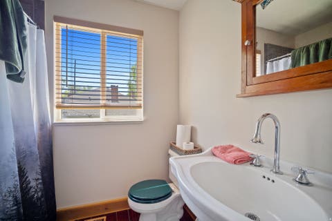Tiny photo for 450 N 200 E, Bountiful, UT 84010 (MLS # 2168462)