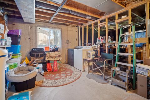 Tiny photo for 450 N 200 E, Bountiful, UT 84010 (MLS # 2168462)