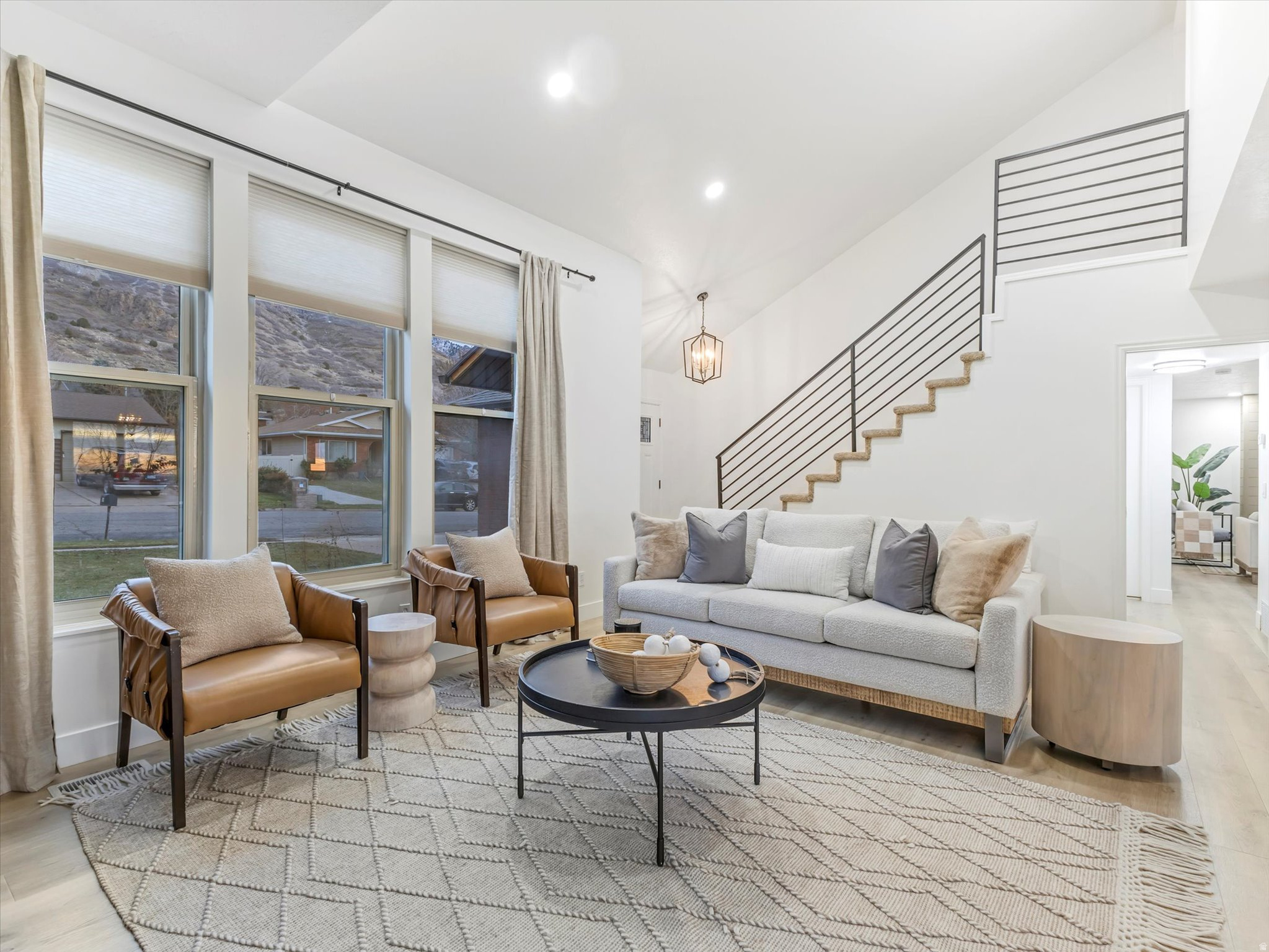 JUMPOFF CANYON - Residential