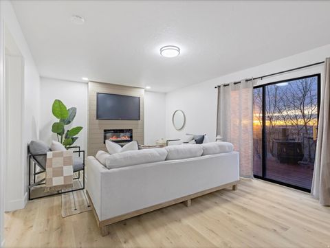 Tiny photo for 569 N VAN BUREN AVE, Ogden, UT 84404 (MLS # 2126146)