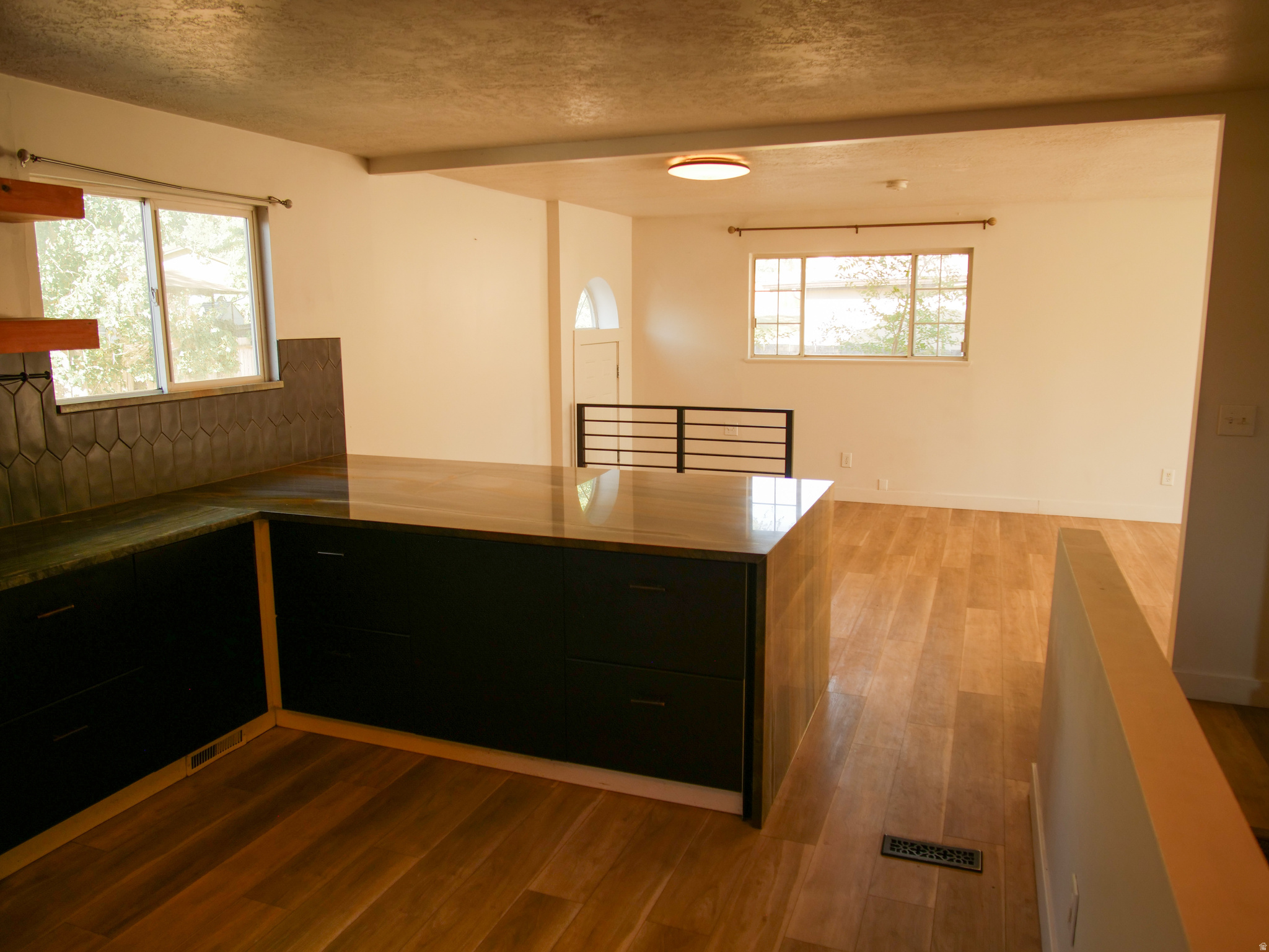 WILLOW VIEW - Residential