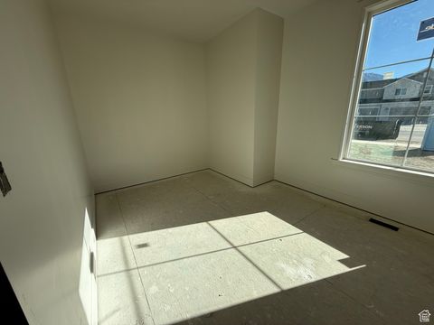 Tiny photo for 1059 N 930 E, American Fork, UT 84003 (MLS # 2102950)