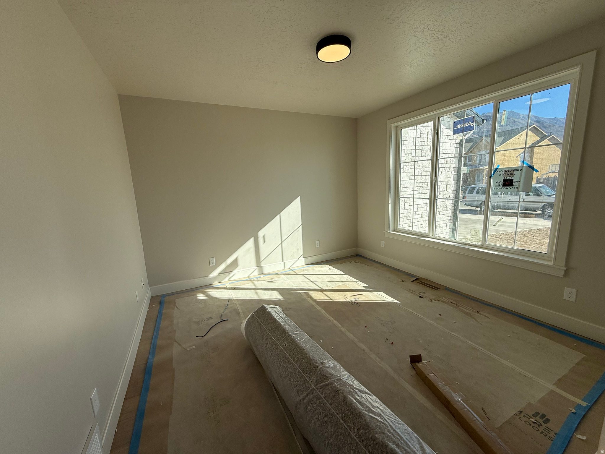 AUTUMN CREST - Residential