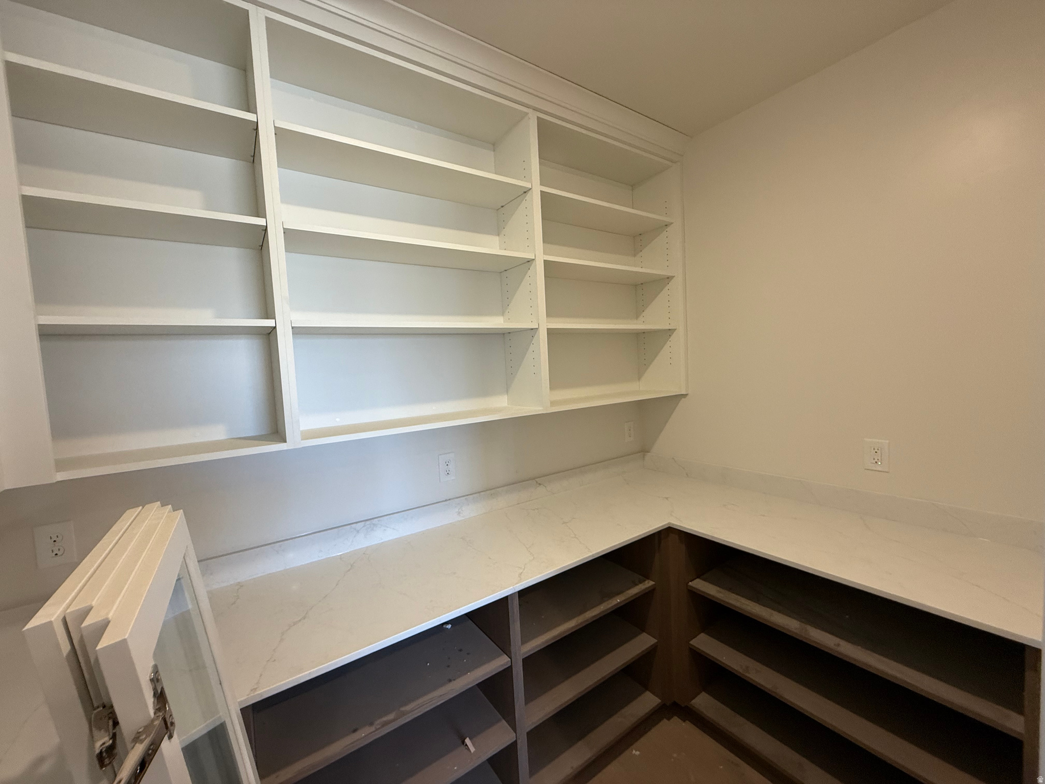 AUTUMN CREST - Residential