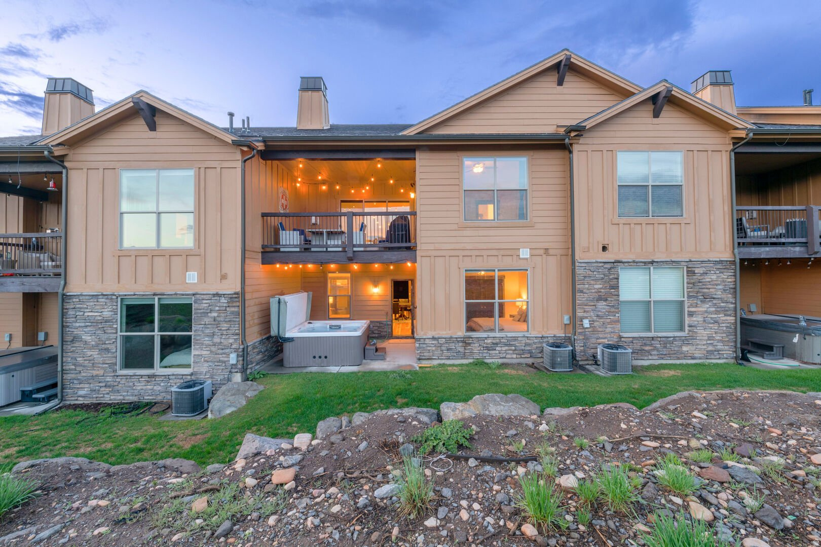 BLACK ROCK RIDGE - Residential