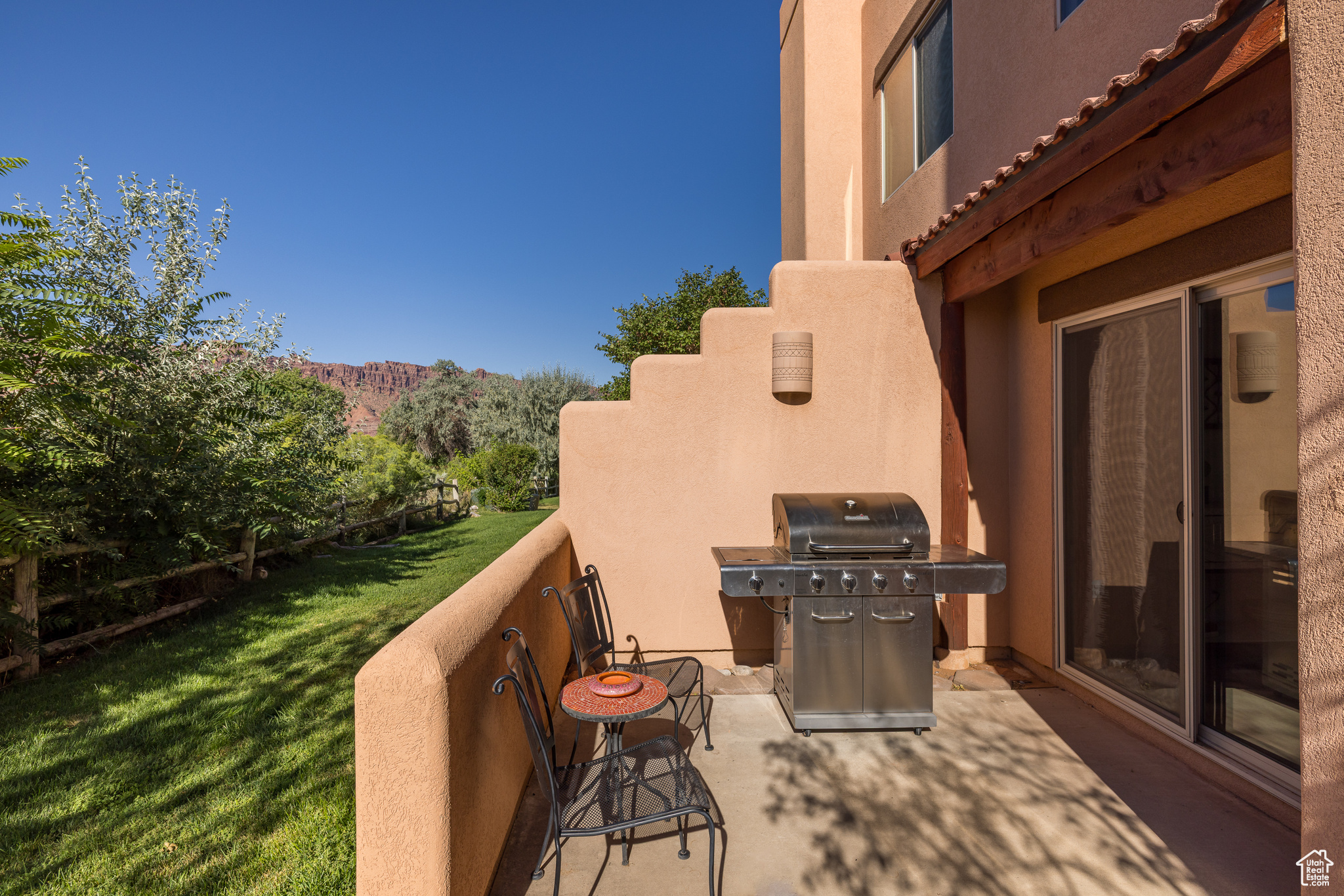 CASTILLO DE LAS ROCAS - Residential