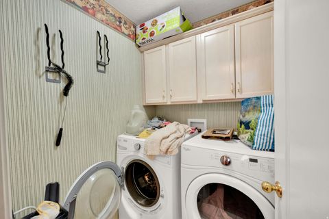 Tiny photo for 4553 S COTTAGE LN, Murray, UT 84107 (MLS # 2125596)