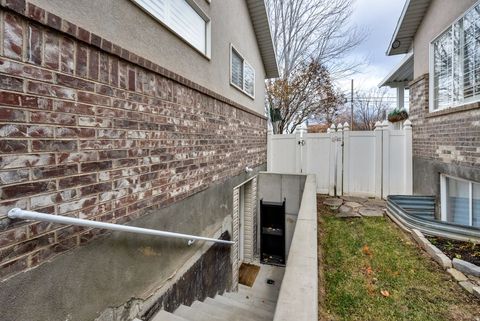 Tiny photo for 4553 S COTTAGE LN, Murray, UT 84107 (MLS # 2125596)