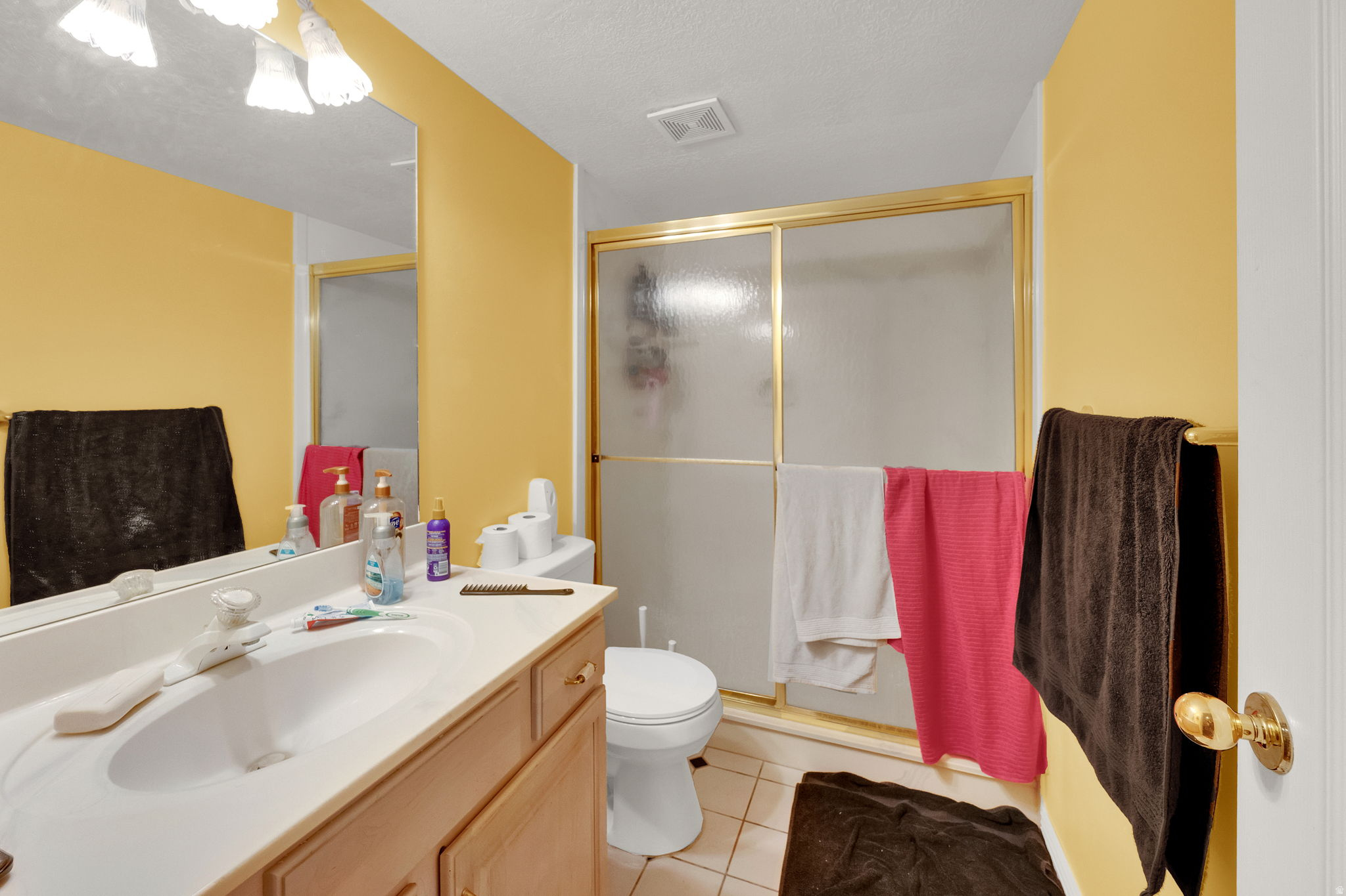 COTTAGE COVE CONDMN - Residential