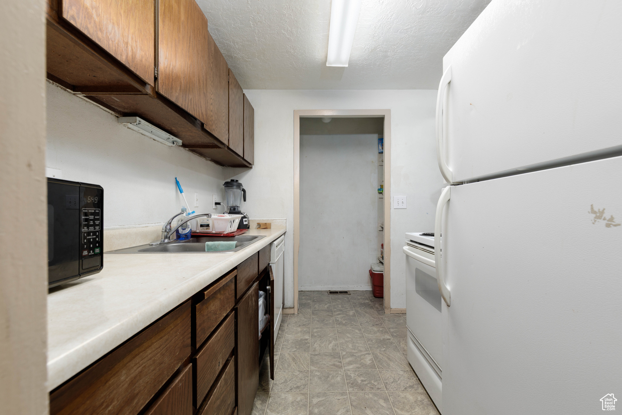 SPRINGTREE GARDENS CONDO - Residential