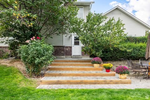 Tiny photo for 1074 W WINDCHIME CIR, Riverton, UT 84065 (MLS # 2117851)