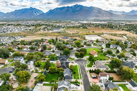 Tiny photo for 1074 W WINDCHIME CIR, Riverton, UT 84065 (MLS # 2117851)