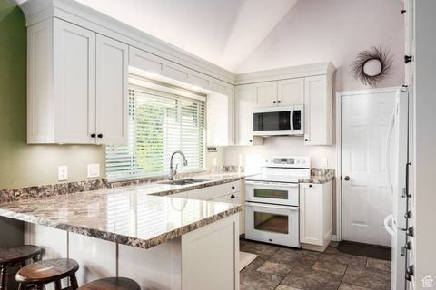 Tiny photo for 1074 W WINDCHIME CIR, Riverton, UT 84065 (MLS # 2117851)