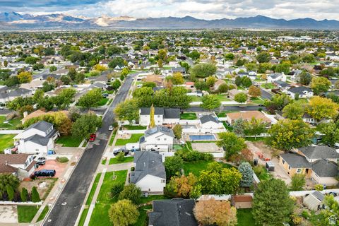 Tiny photo for 1074 W WINDCHIME CIR, Riverton, UT 84065 (MLS # 2117851)