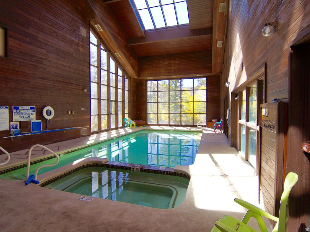 COPPER CHASE CONDOMINIUMS - Residential