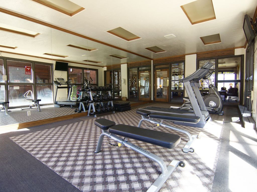 COPPER CHASE CONDOMINIUMS - Residential