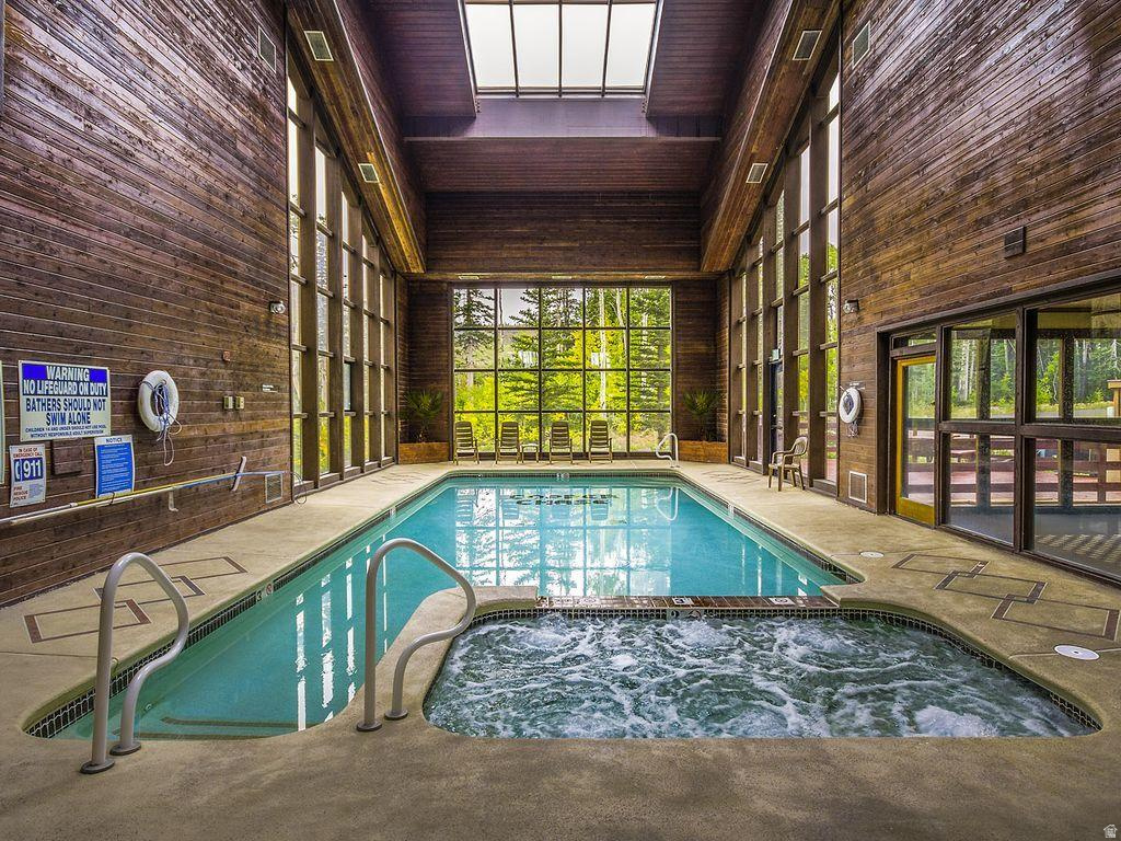 COPPER CHASE CONDOMINIUMS - Residential