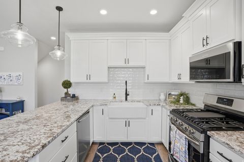 Tiny photo for 341 E 100 S, Santaquin, UT 84655 (MLS # 2151755)