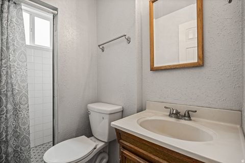 Tiny photo for 149 W 1600 S, Mapleton, UT 84664 (MLS # 2152525)