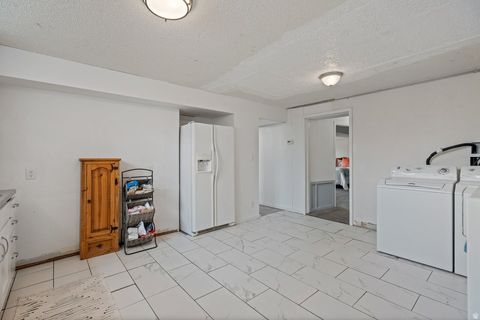 Tiny photo for 149 W 1600 S, Mapleton, UT 84664 (MLS # 2152525)