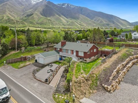 Photo of 149 W 1600 S, Mapleton, UT 84664 (MLS # 2152525)