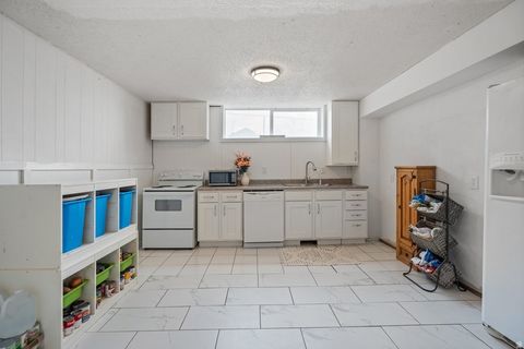 Tiny photo for 149 W 1600 S, Mapleton, UT 84664 (MLS # 2152525)