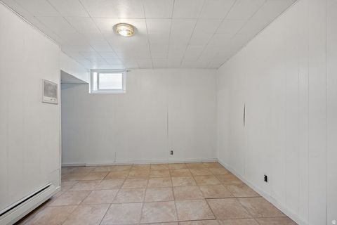 Tiny photo for 149 W 1600 S, Mapleton, UT 84664 (MLS # 2152525)