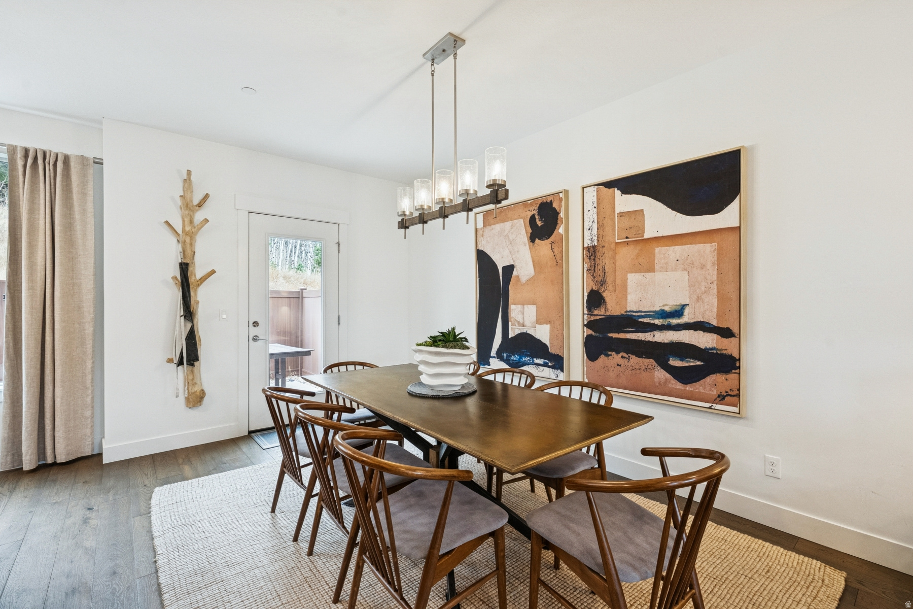 DISCOVERY RIDGE - Residential