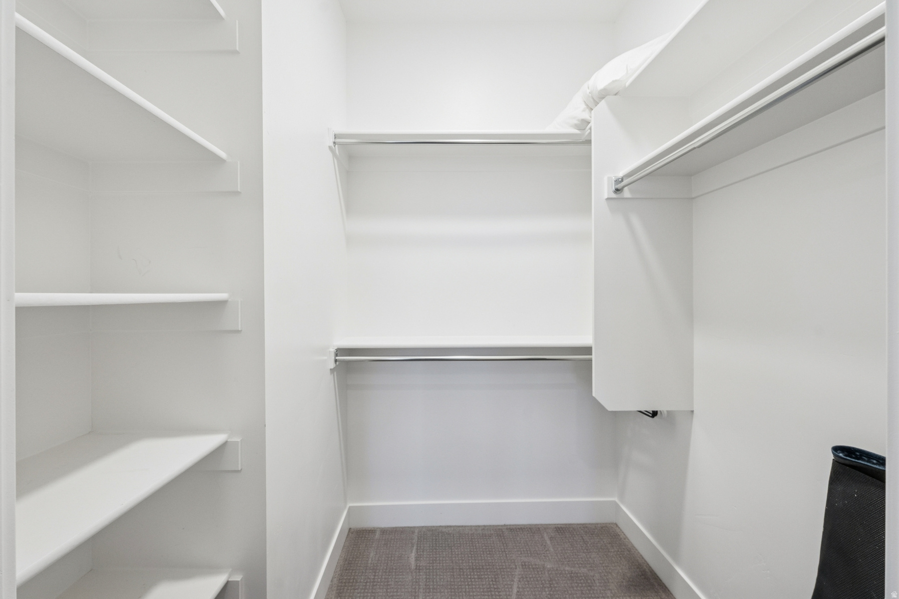 DISCOVERY RIDGE - Residential