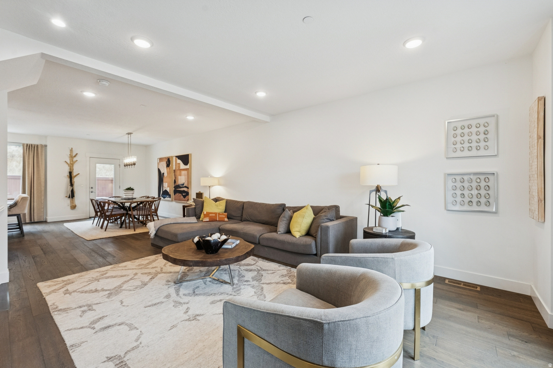 DISCOVERY RIDGE - Residential