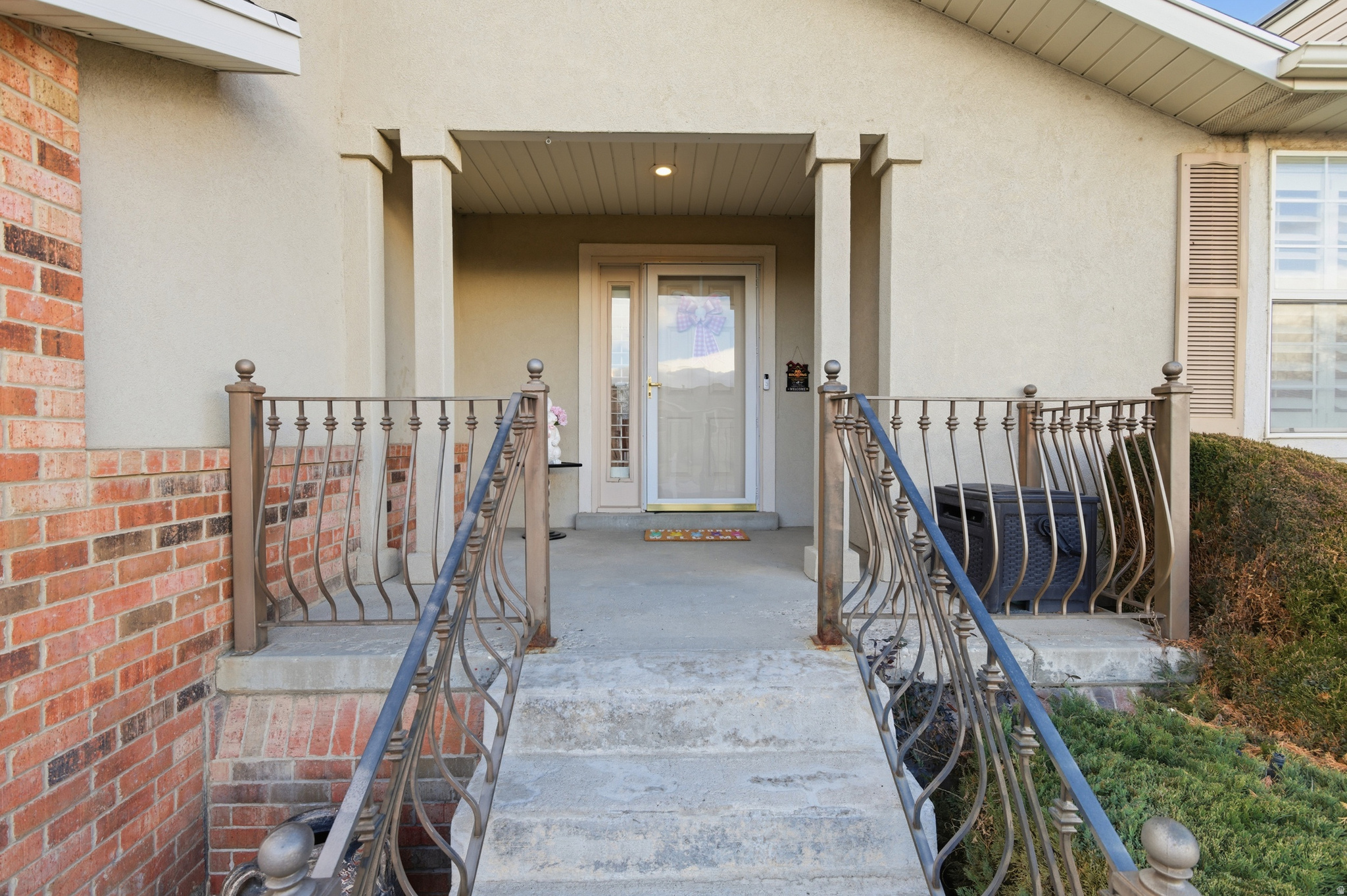 MEADOWS - Residential