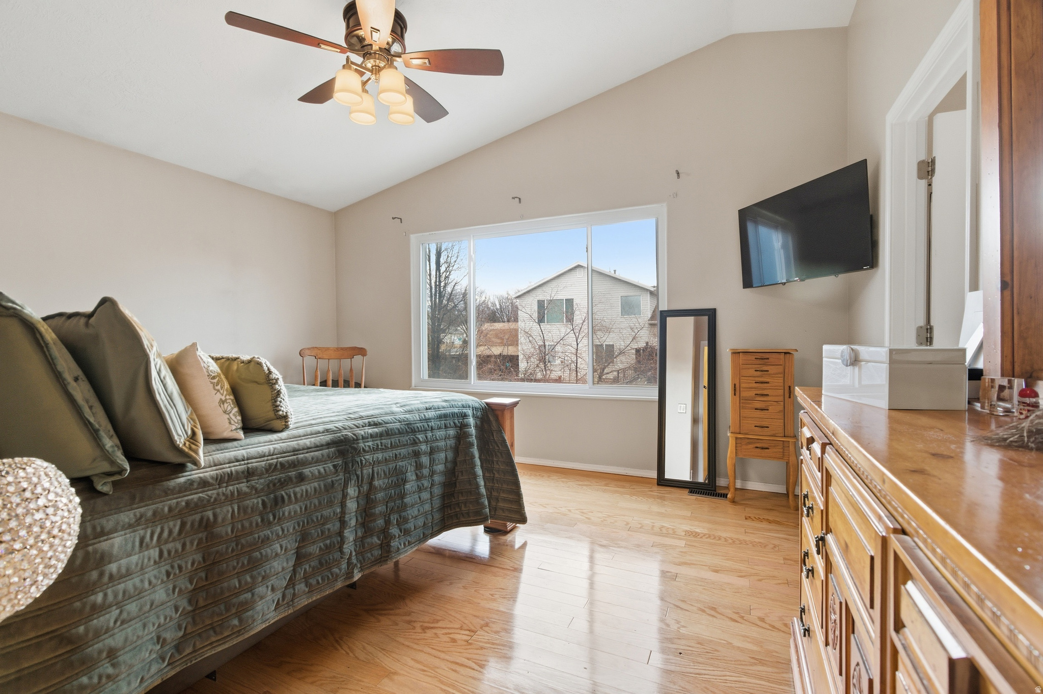 MEADOWS - Residential