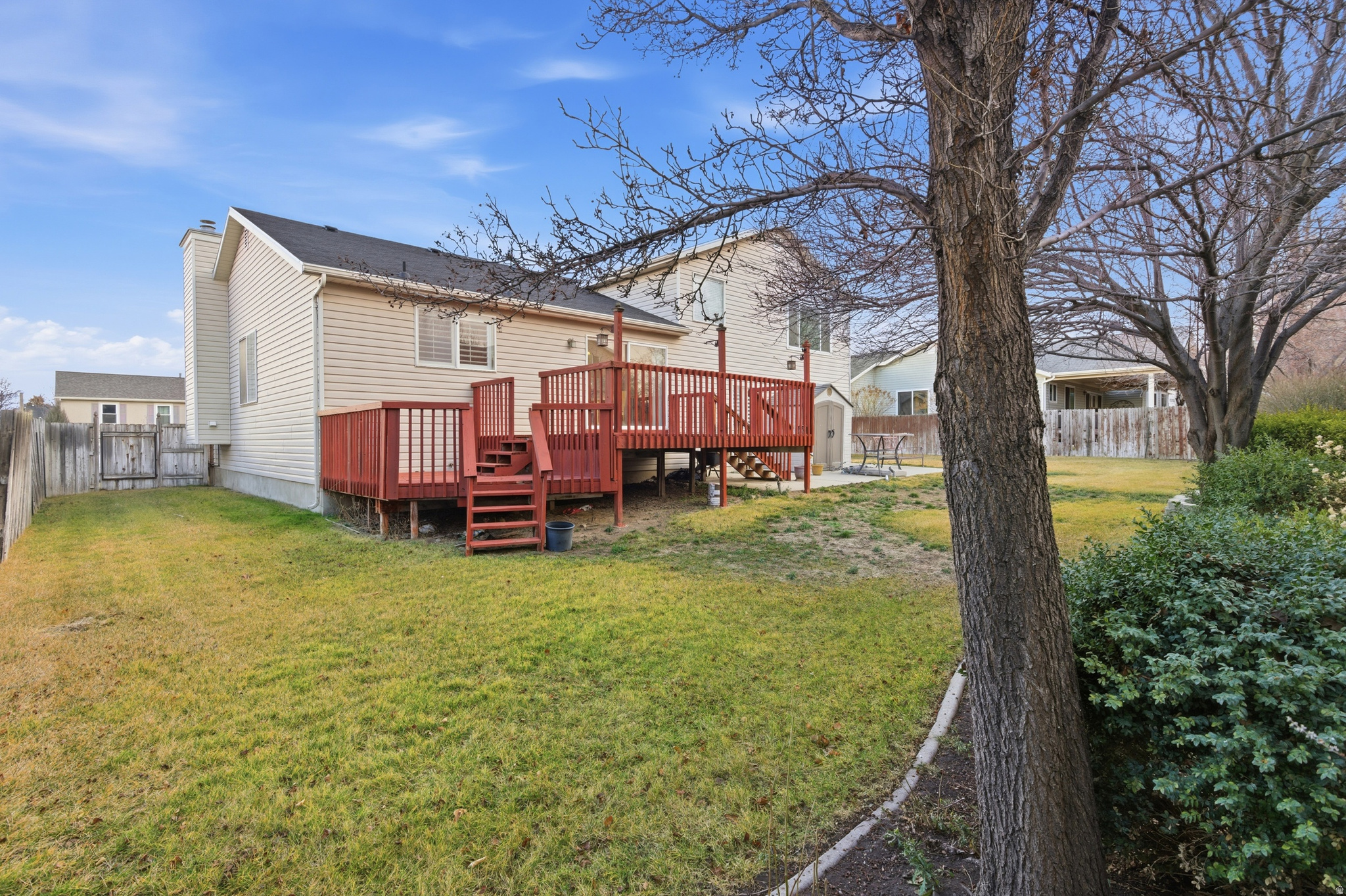 MEADOWS - Residential