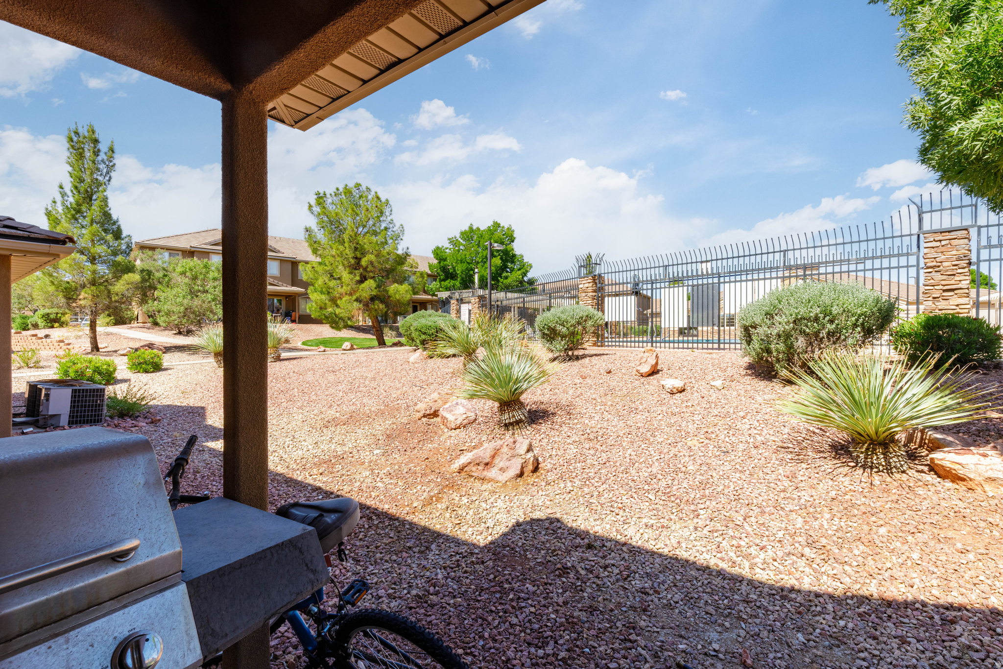 HIDDEN VALLEY TOWN HOMES PUD PH 1 - Residential