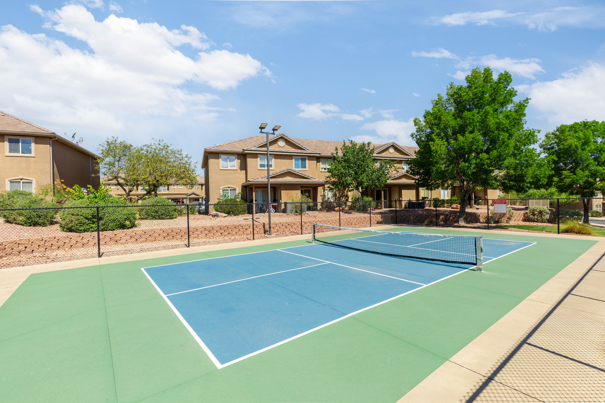 HIDDEN VALLEY TOWN HOMES PUD PH 1 - Residential