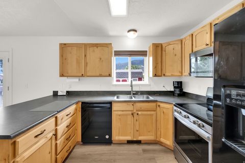 Tiny photo for 388 N 400 W, Santaquin, UT 84655 (MLS # 2169727)